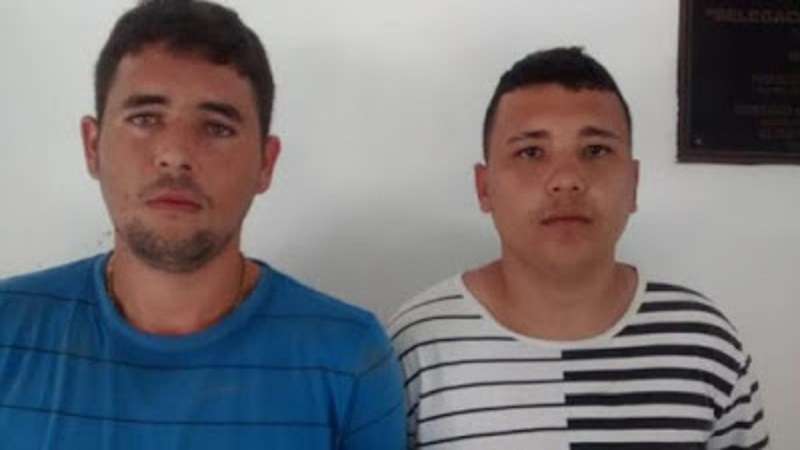 dois sao mortos e um fica baleado em atentado a tiros na cidade de caraubas