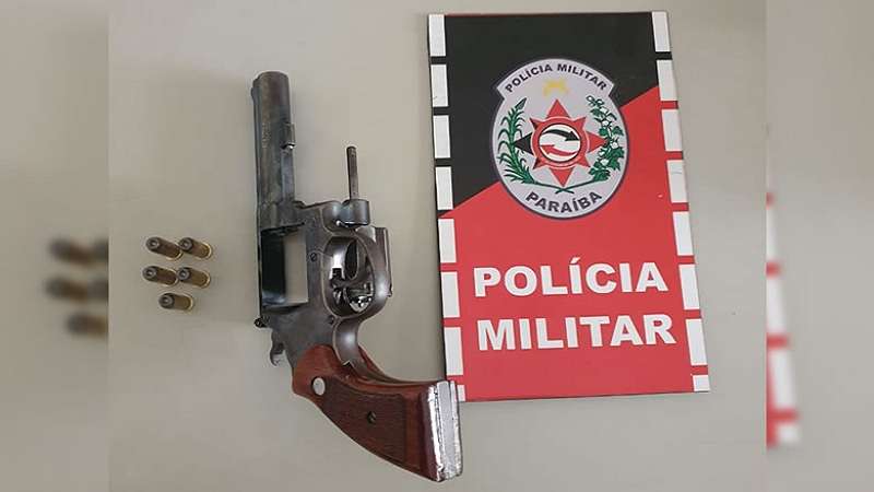 foragido da justica e preso por porte ilegal de arma de fogo em catole do rocha