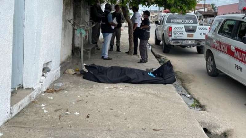 jovem de 24 anos e colocado de joelhos e executado a tiros na paraiba